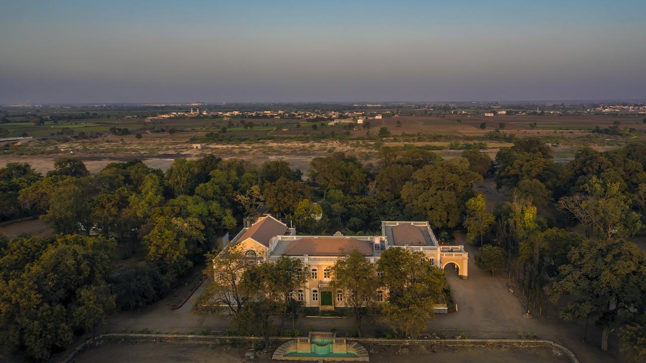 Отель Royal Oasis Wankaner Экстерьер фото